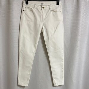 MNG Denim & Tees off white “Paty”skinny regular off white jeans. Size 8